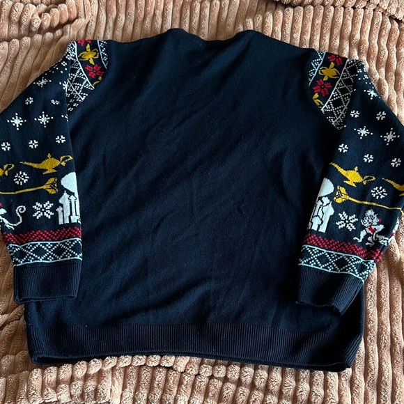 Disney Aladdin’s Holiday Wishes Knit Sweater / Men’s Large - Picture 5 of 5